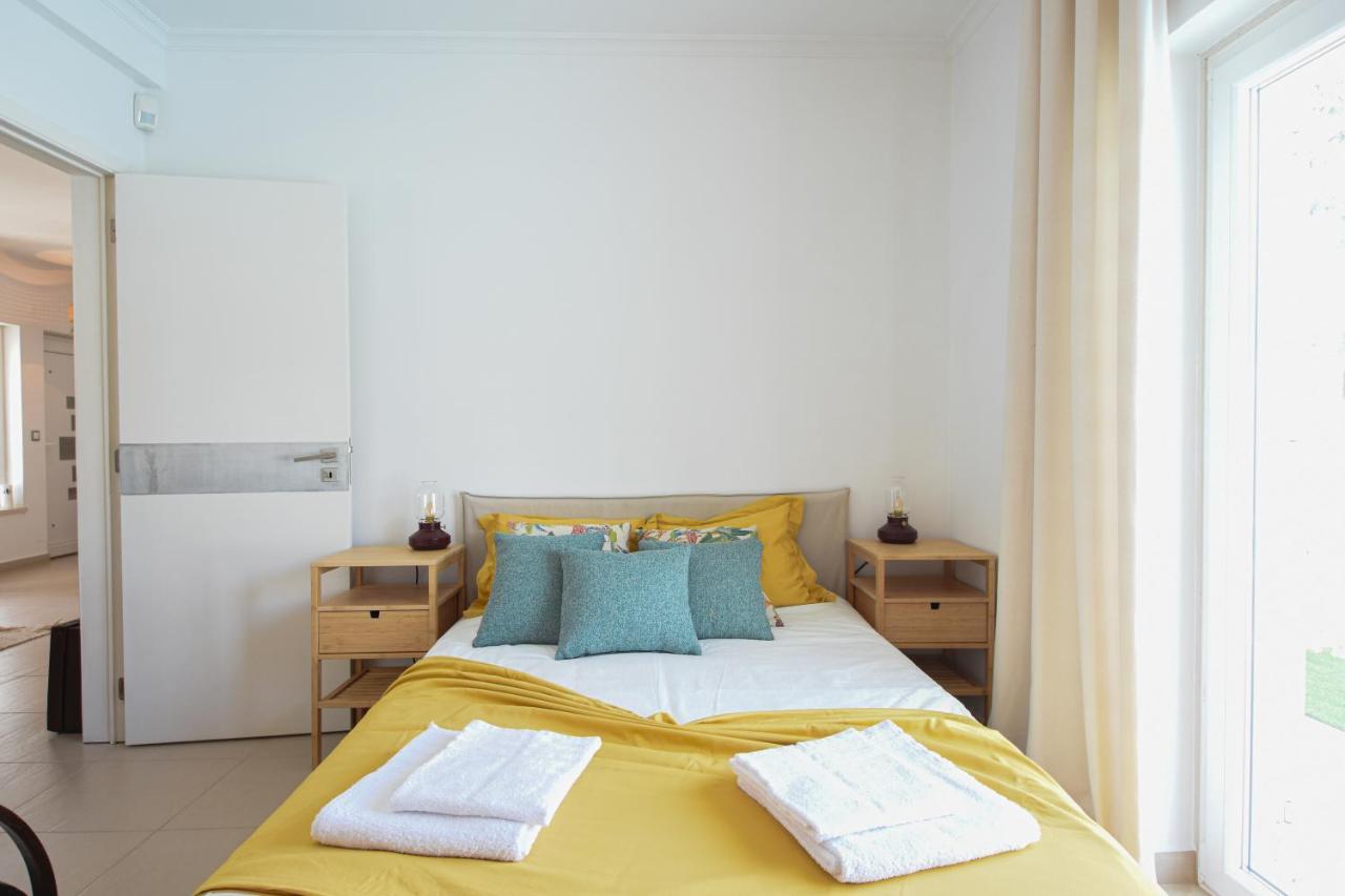 Aroeira Villa With Heated Pool By Golf Course, Beach And Lisbon المظهر الخارجي الصورة