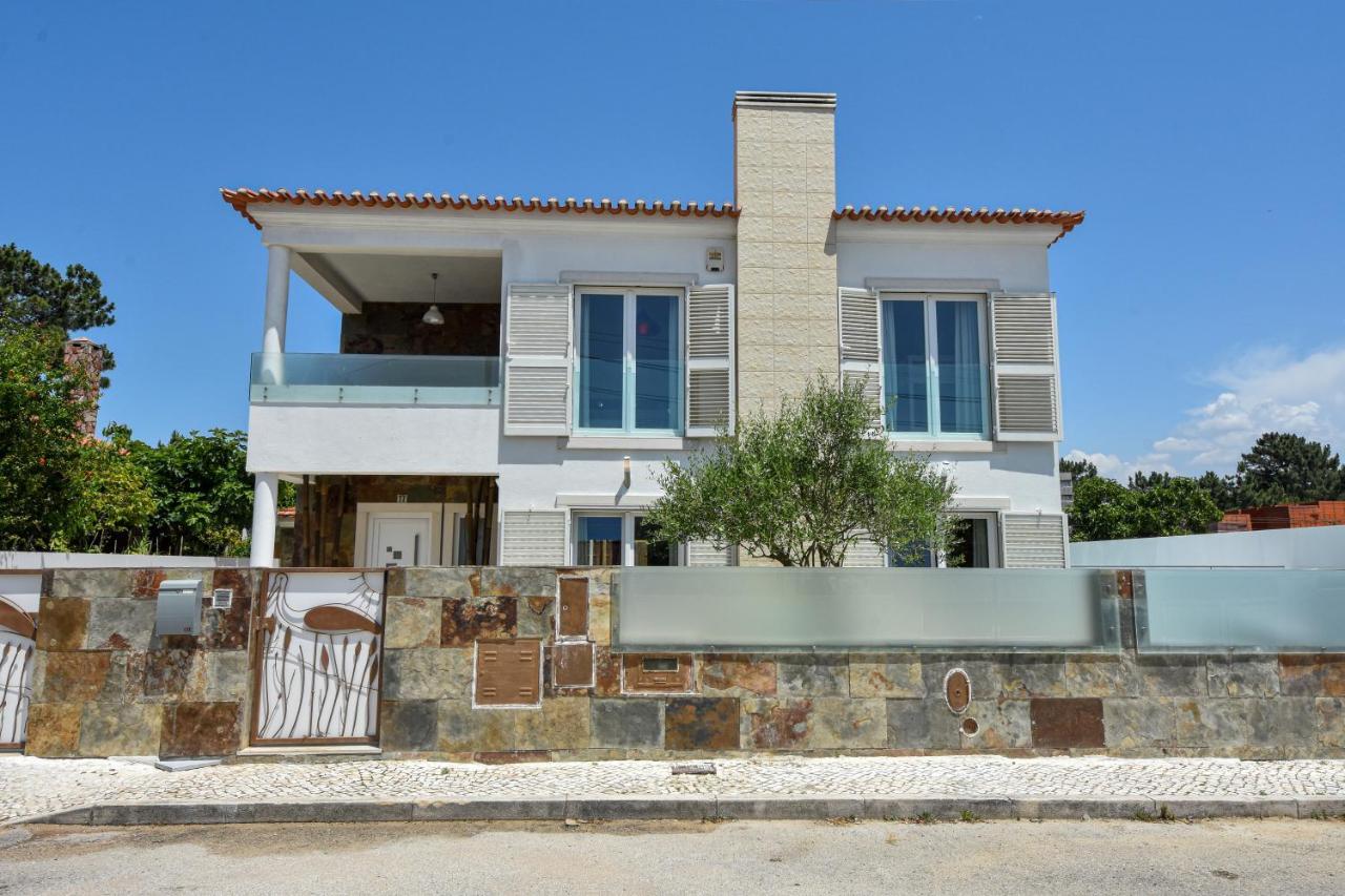 Aroeira Villa With Heated Pool By Golf Course, Beach And Lisbon المظهر الخارجي الصورة